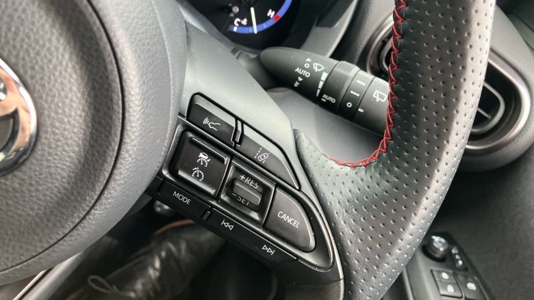 Toyota Yaris Cross 1.5 Hybrid GR Sport 5dr CVT Hybrid Estate